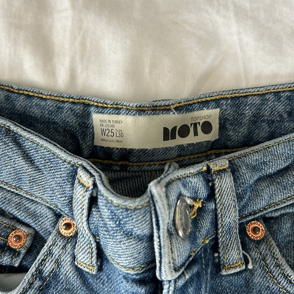 Topshop Moto Jeans - Picture 2 of 4